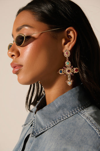 YOUR MAJESTY EARRING